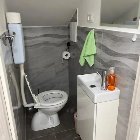 Apartman July Apartment
