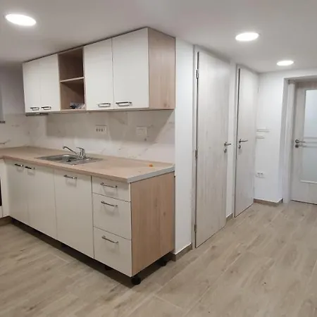 Apartman July Apartment *